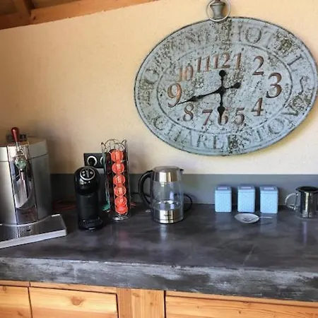 Agreable D Avec Piscine Et Jacuzzi 3*