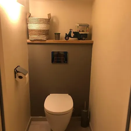 Agreable D Avec Piscine Et Jacuzzi Frühstückspension 3*