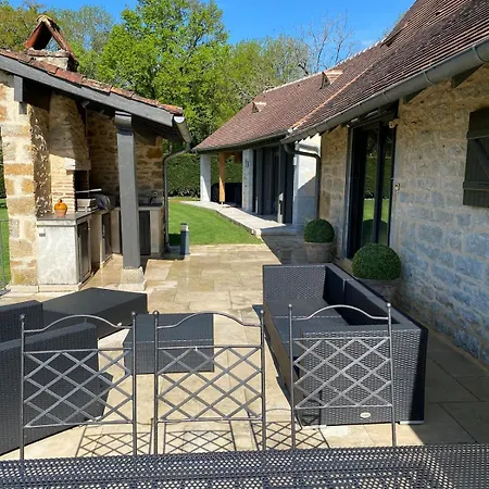 Frühstückspension Agreable D Avec Piscine Et Jacuzzi 3*