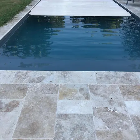 Frühstückspension Agreable D Avec Piscine Et Jacuzzi