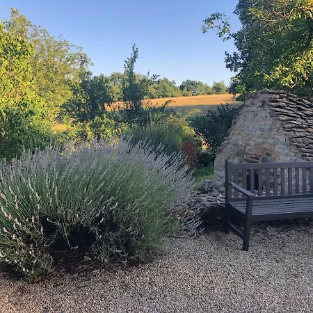 ベッド・アンド・ブレックファスト Agreable D Avec Piscine Et Jacuzzi 3*