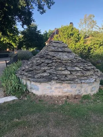 Agreable D Avec Piscine Et Jacuzzi