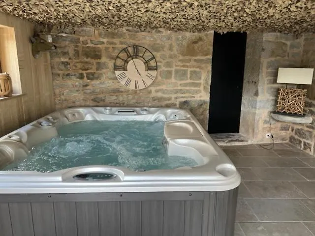 D Hôte Avec Piscine Et Jacuzzi 3* Thégra